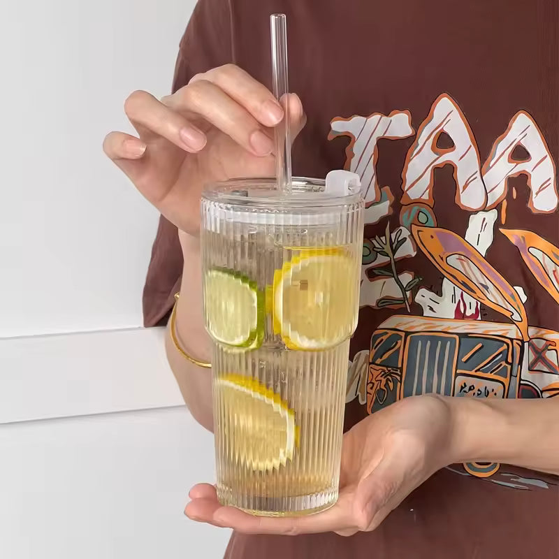 蓋付き600mlストライプガラスコーヒーカップ - 透明な再利用可能なアイスコーヒー&ジュースタンブラー