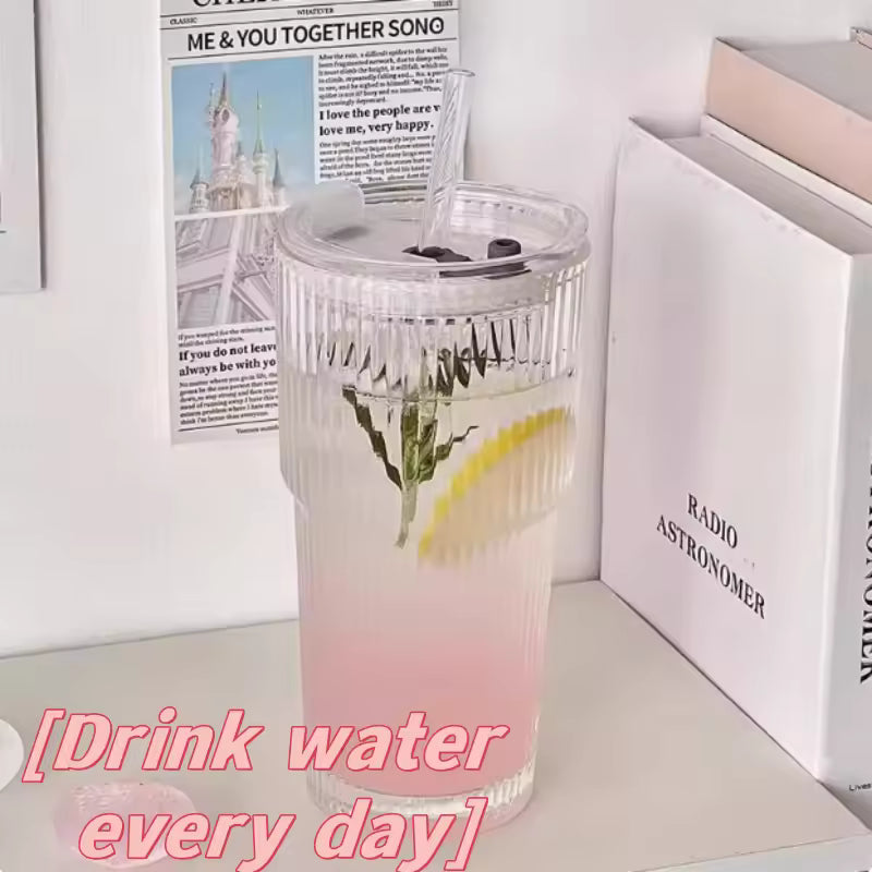 蓋付き600mlストライプガラスコーヒーカップ - 透明な再利用可能なアイスコーヒー&ジュースタンブラー