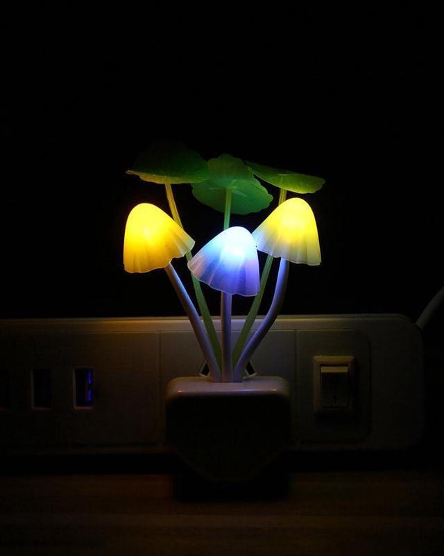 🍄 Enchanted Mushroom Glow Light