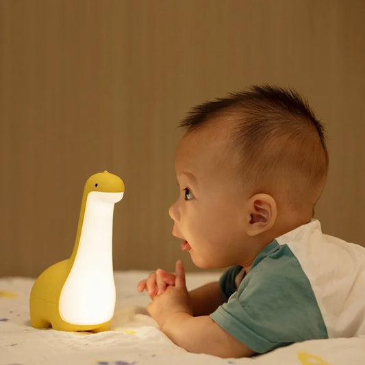 Dinoglow ™ Solas Oíche-Lampa Dineasár Súl-Safe Gleoite do Sheomraí na bPáistí & Taobh Leaba